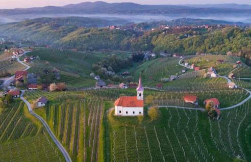 Condor-travel-Europe-South-Slovenia-wine-tour